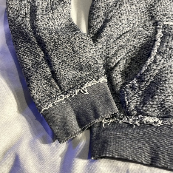 Buffalo Men’s Heavy Comfy Distressed Hoodie Size Large - Picture 5 of 6